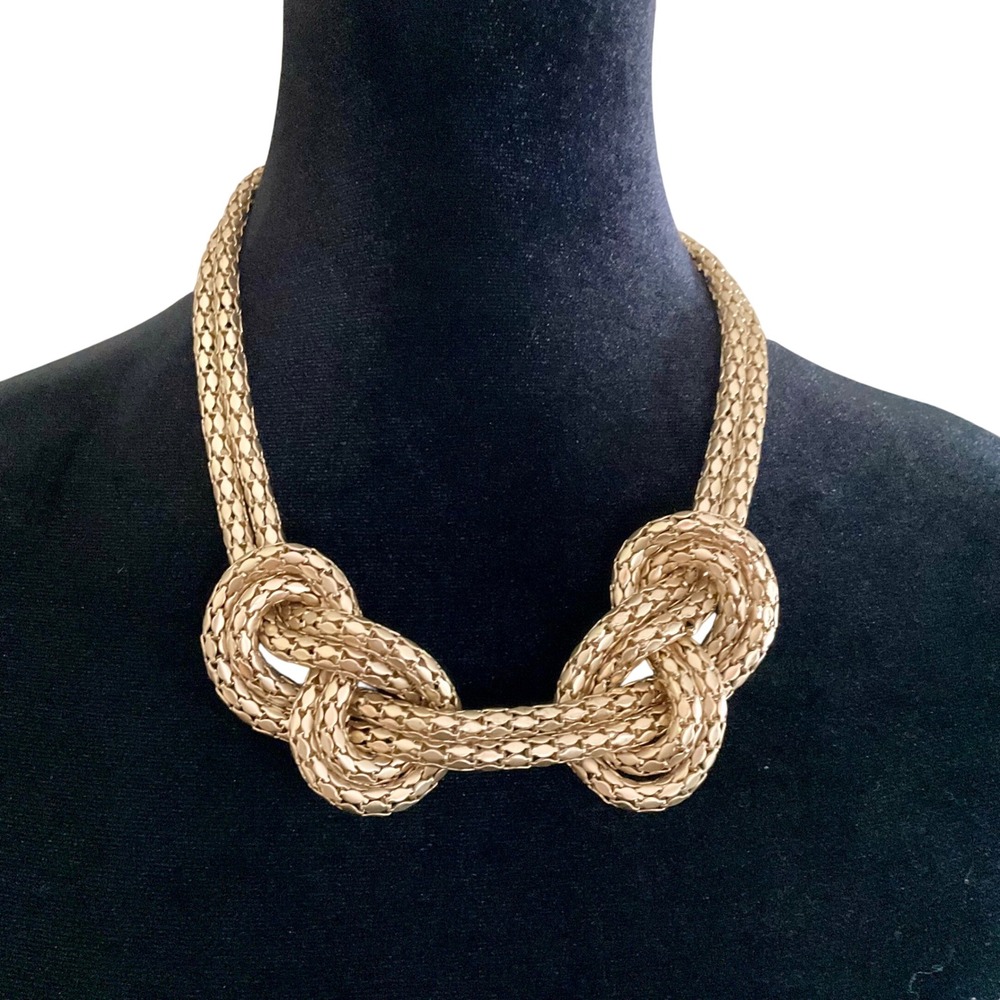 Gold Tone Double Knot Mesh Statement Necklace Woven Chain Link Adjustable Chunky